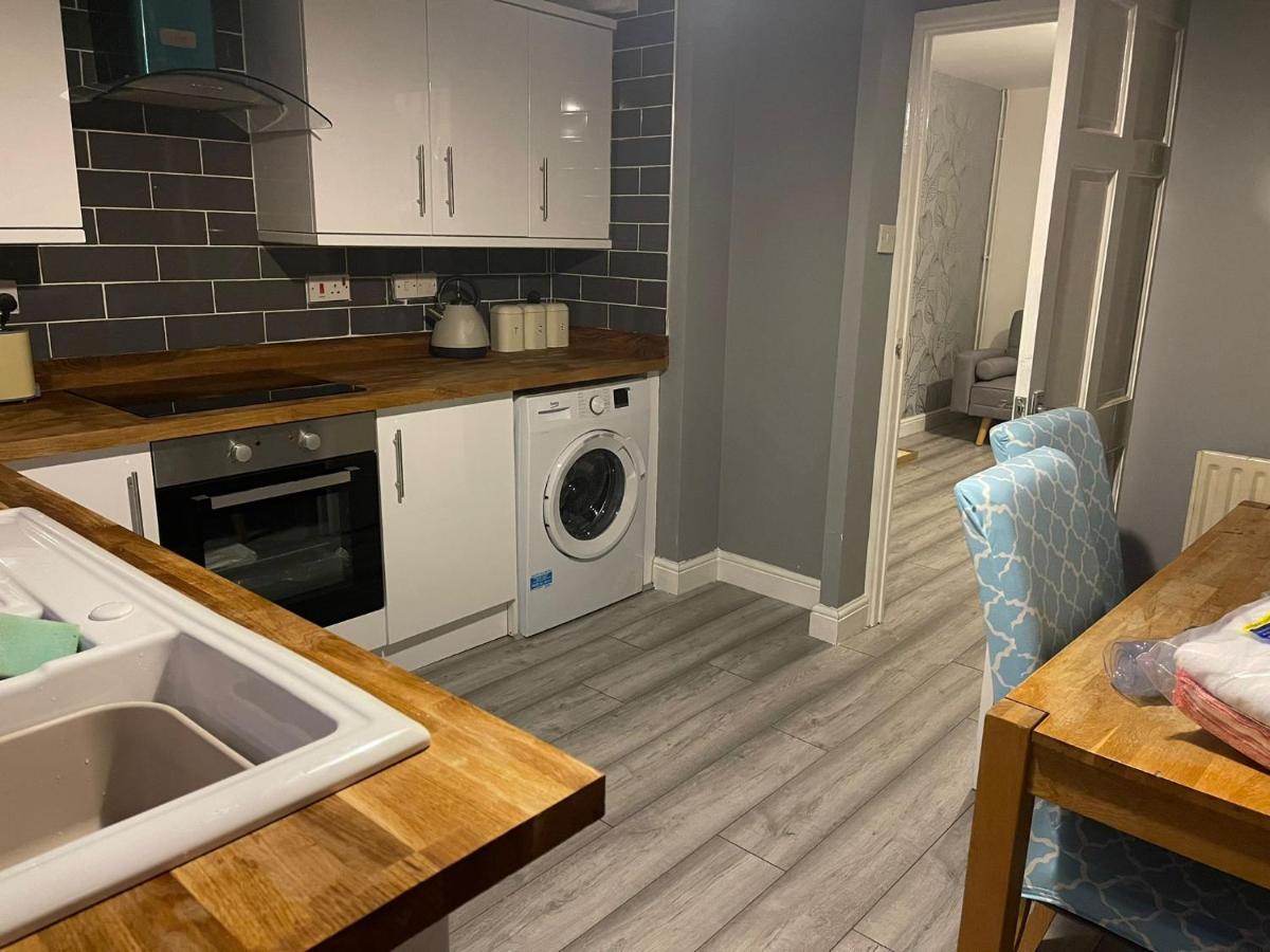 Lakeside View 2 Bedroom House Birmingham Bagian luar foto