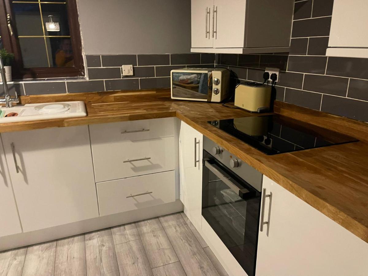 Lakeside View 2 Bedroom House Birmingham Bagian luar foto